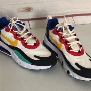 Like new nike shoes size 10.5